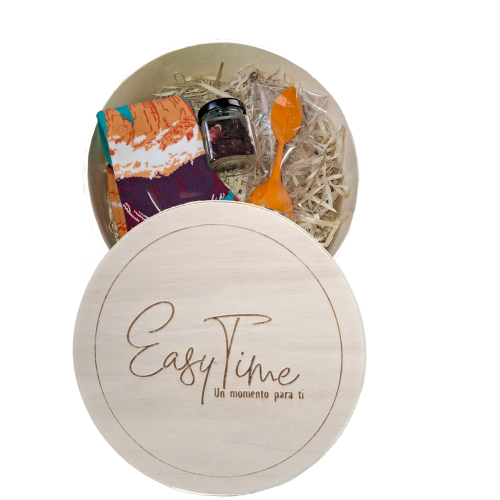 pack de calcetines e infusor para una tarde de lectura